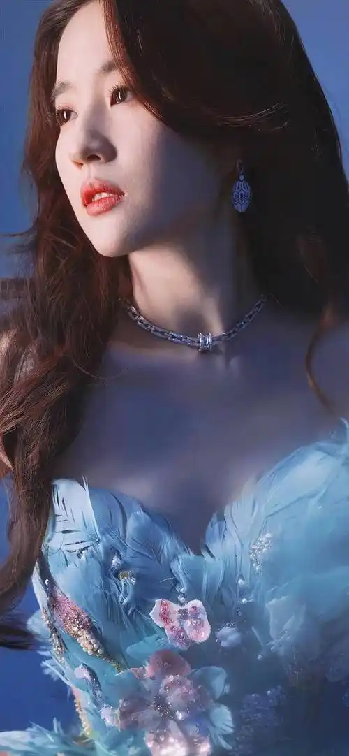 珍藏高清无水印壁纸|刘亦菲_玫瑰_云上