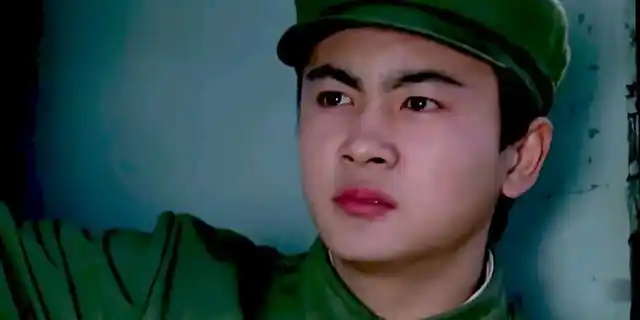 洪剑涛:从小接触电影,因一件小事错失贾宝玉,终因洪班长走红.