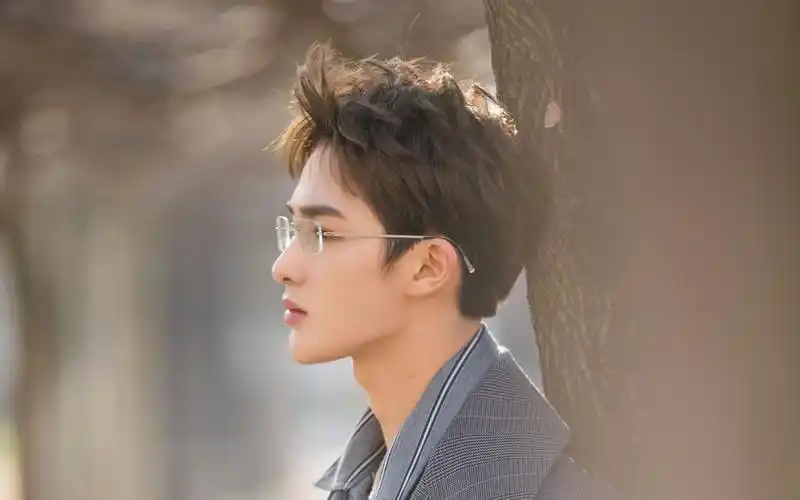 [朱正廷].巴黎之行_哔哩哔哩 (゜-゜)つロ 干杯~-bilibili