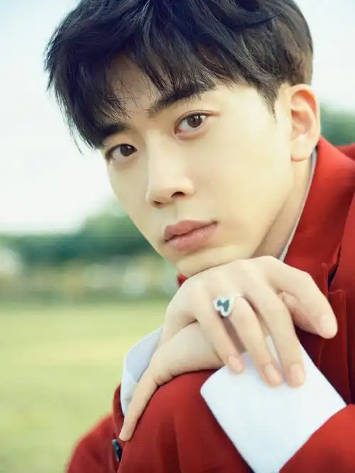 第36届中国电影金鸡奖##好想看费启鸣演霸总##金鸡奖闭幕红毯##2023