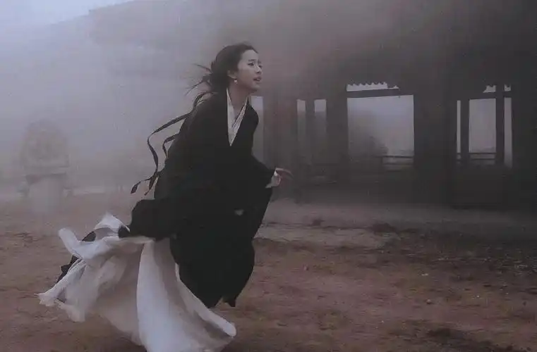 刘亦菲 《铜雀台》貂蝉 这极致的破碎感_高清图集_新浪网