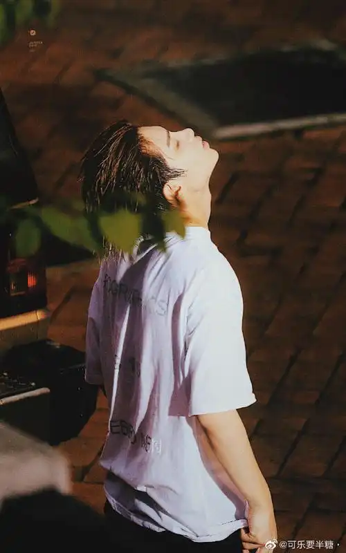 爱豆湿发造型有多撩#黄明昊湿发造型又a又撩!