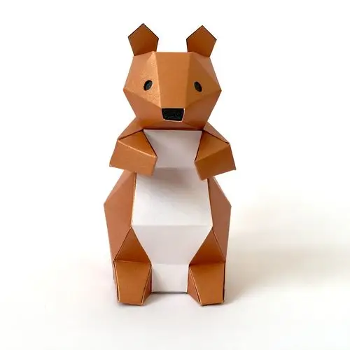 一起来做一只可爱的小松鼠