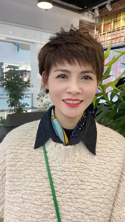 天热剪短发最火特别是这3种女性剪完都很美