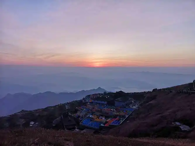 武功山日出日落