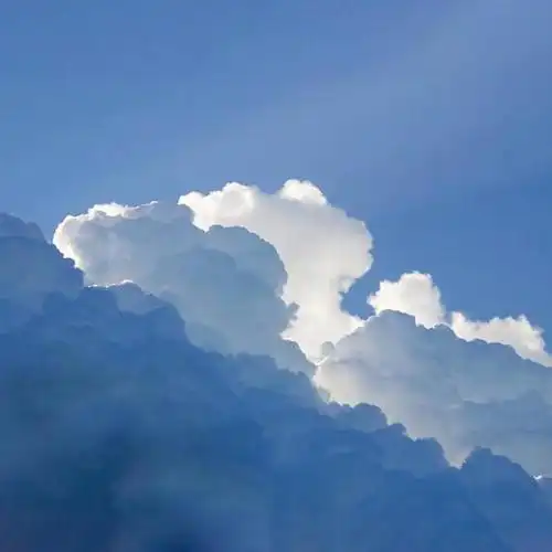 一些好看的治愈系朋友圈背景图