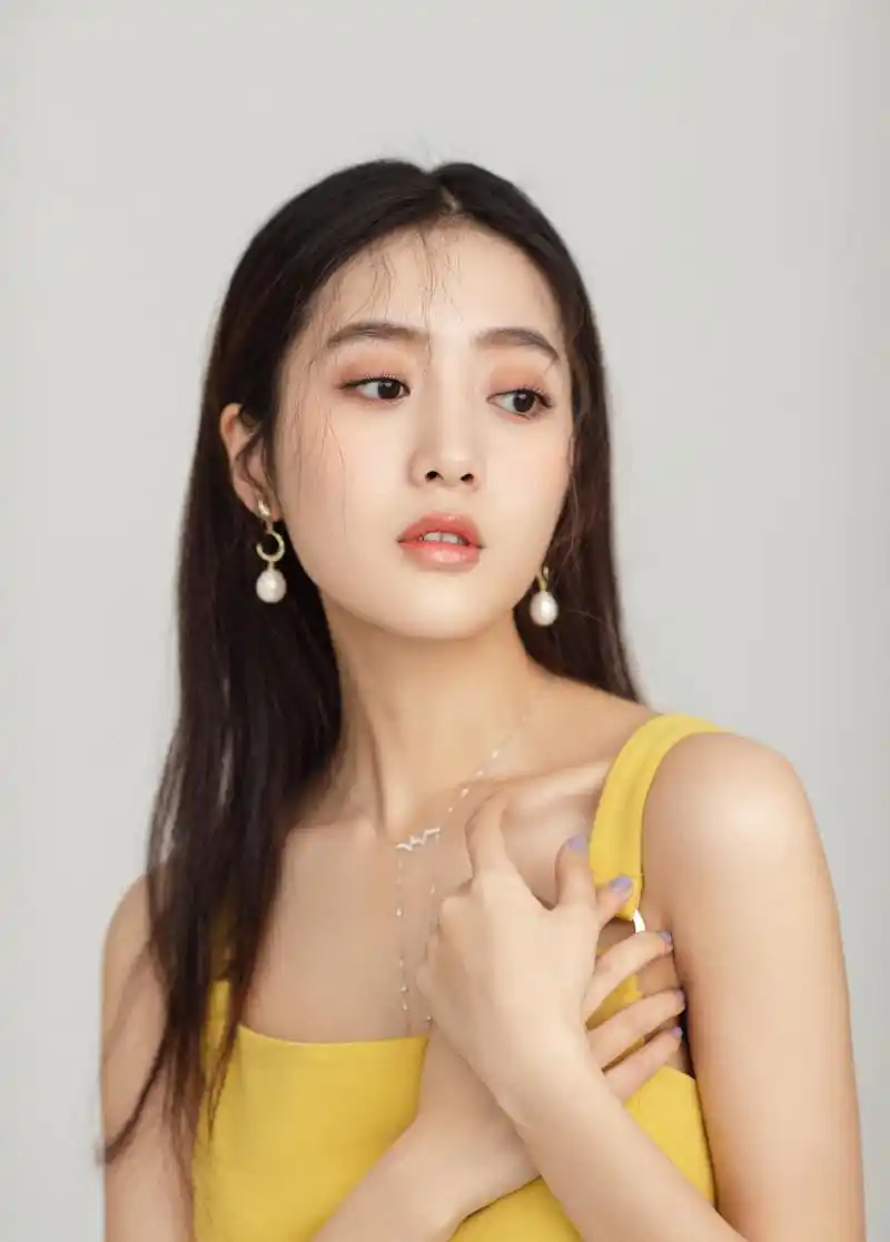 王梓薇性感时尚写真图片78