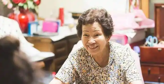 女子把男子拽进家里央求"我丈夫不在家,帮我把生米煮成熟饭"|陆婷