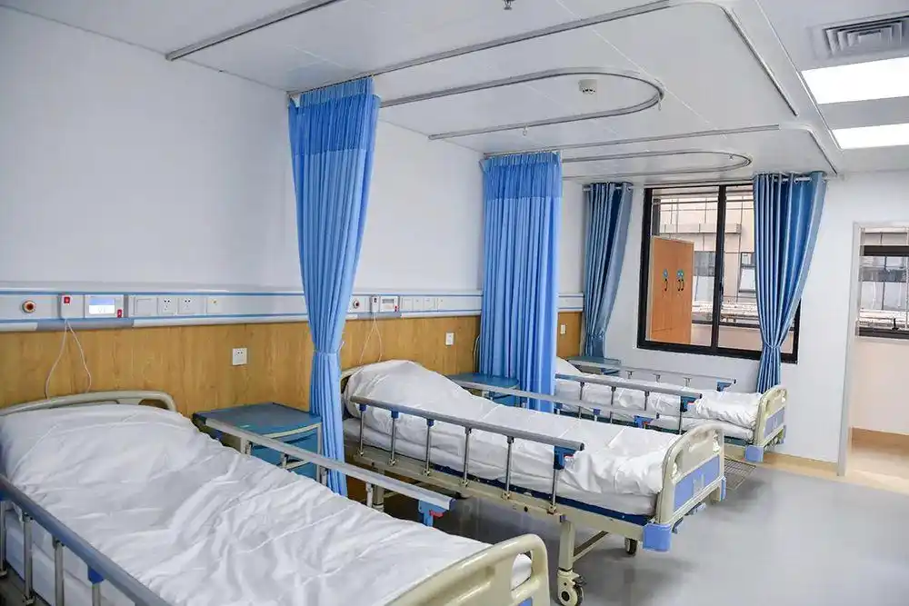 百色市人民医院心内科二区心脏重症监护病房ccu揭牌投入使用