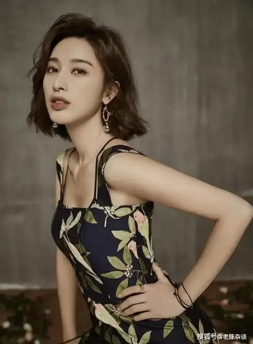 原创顶不住啊顶不住啊39岁张俪这身材着实顶不住