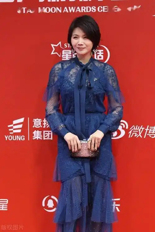 曹曦文:魅力尤物,她真的好美!