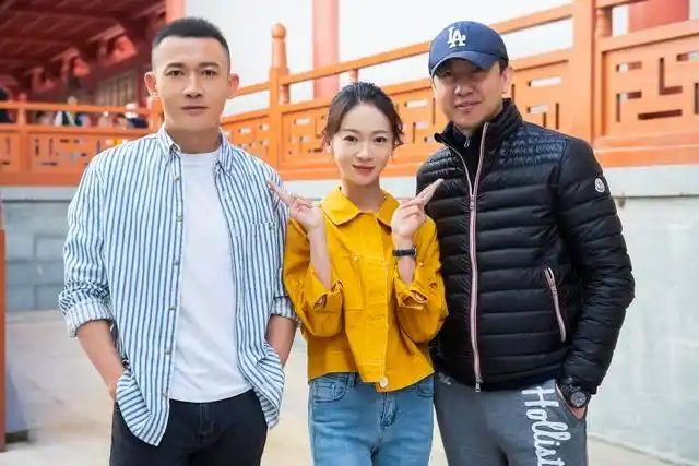 吴谨言现在算是养着她男友(吴谨言目前接不到戏吗)-视觉热讯