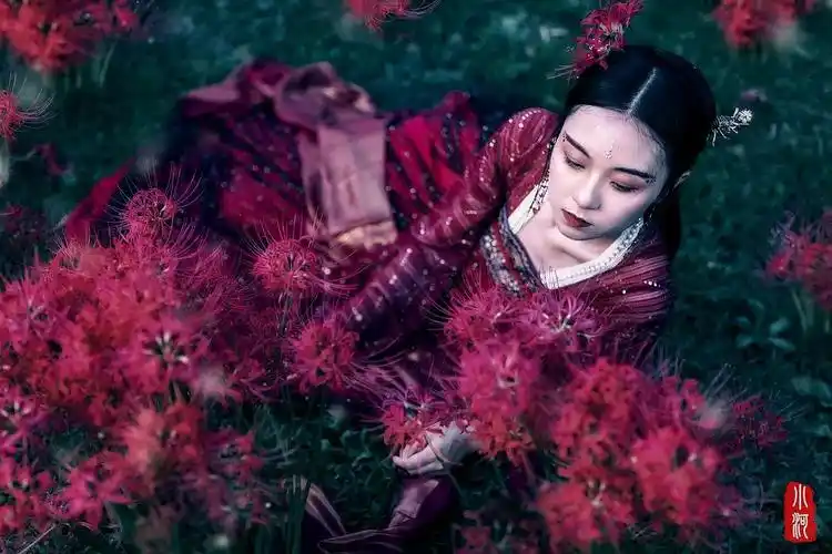 【上海约拍】彼岸花古风写真分享,希望喜欢