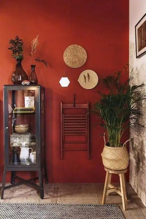 冬天需要一些暖色——红色墙面