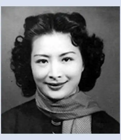 99岁老人安详离世,子女继母争遗产,外孙为人熟知