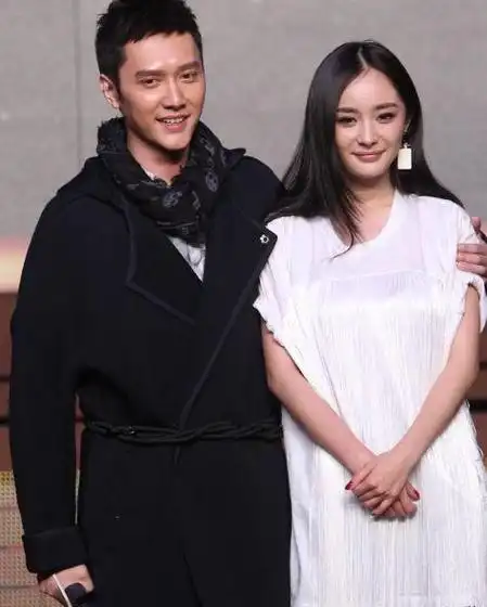 男女明星亲密合影,男女合影-图片大观-奇异网