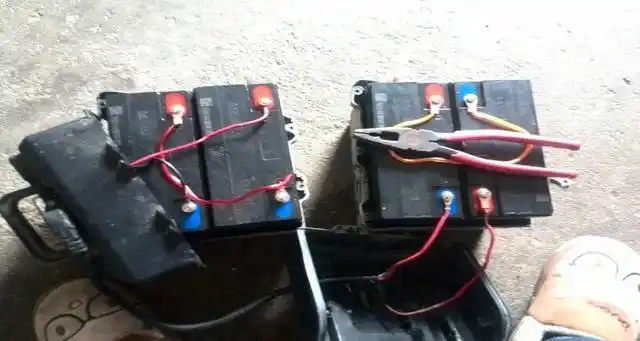 电瓶车电池怎么连接线