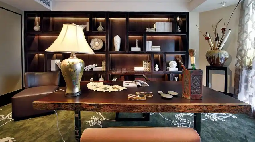 中式风格书房书桌装修图片_装信通网效果图