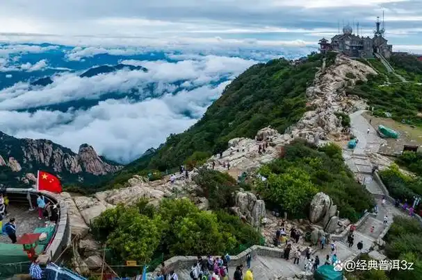 中华泰山位于山东省泰安市中部,素有"五岳之首"之称.