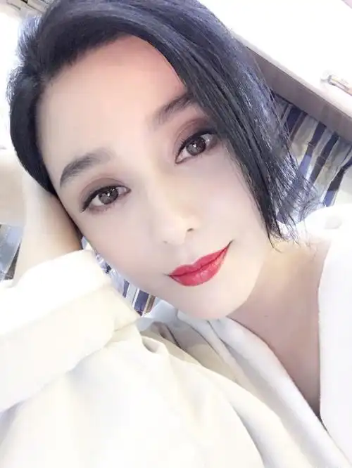 美白大王范冰冰,机智解决不喜欢的护肤品,美了李晨