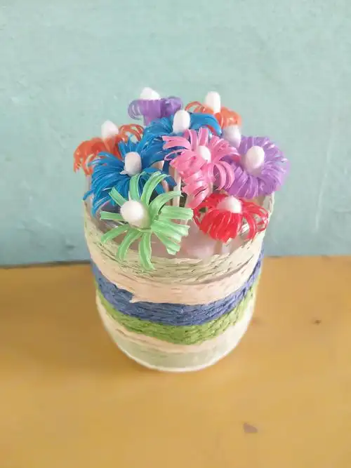 这周的手工课开课啦!今天带来的作品是吸管大变身.