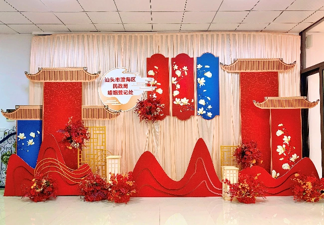 为民办实事区民政局优化软硬件环境营造祥和喜庆婚姻登记服务氛围