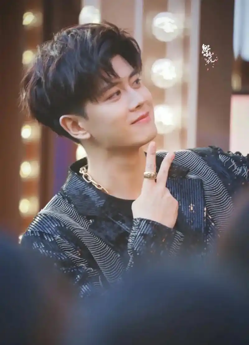 向全世界安利 #任国超来了 照片即是文案 - 抖音