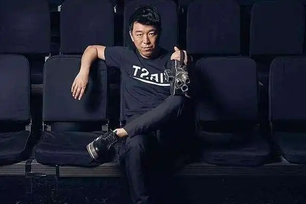 和黄渤搭档过男演员,和黄渤关系好的男演员-图片大观-奇异网