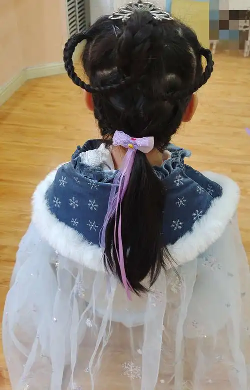 美丽从"头"开始普光教育金色摇篮教师梳小辫比赛美丽来袭