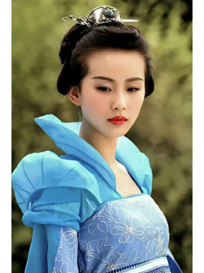 仙剑奇侠传三|龙葵 刘诗诗在电视剧《仙剑奇侠传三》中饰演龙葵