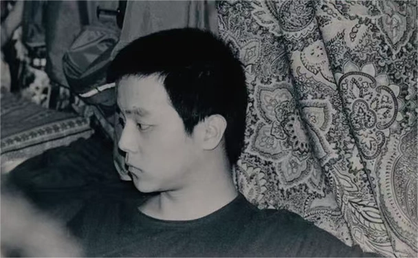 窦唯神专全新上线,30年后热血犹在