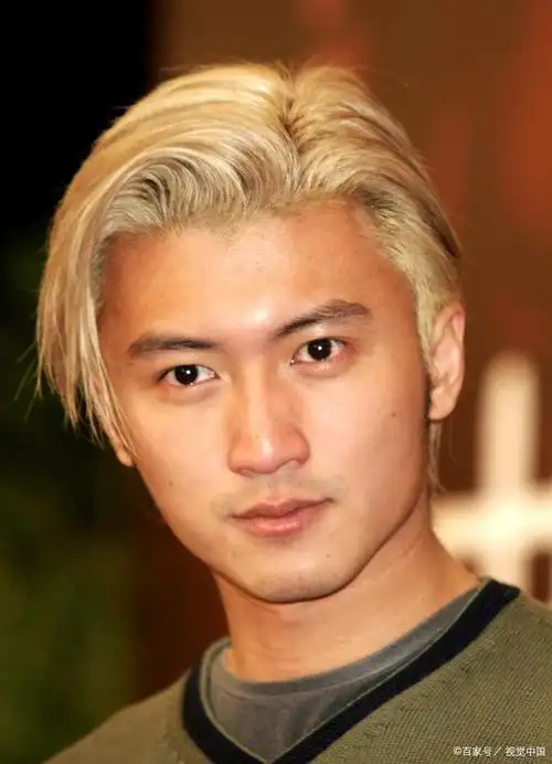 谢霆锋以白发示人,上影节见证香港电影的传承与创新