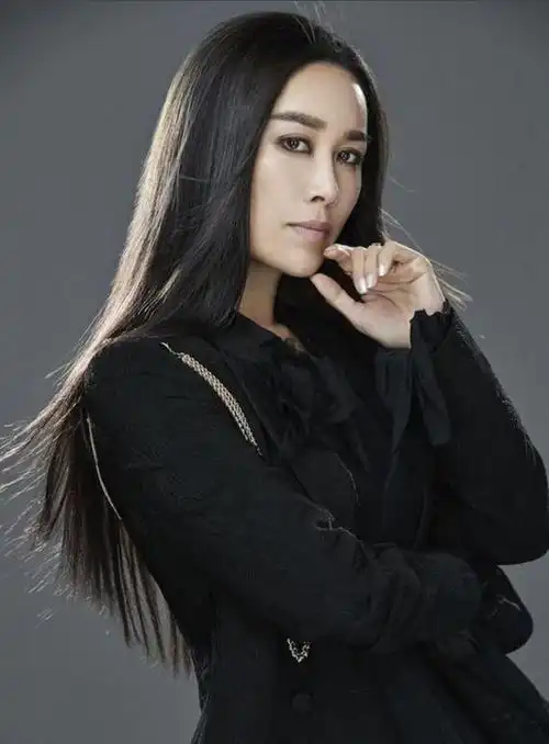 讨论那英经纪人经纪人是谁