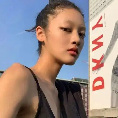 冷淡风小众女头 好看的高清ins冷淡风女头图片_女生头像_美头网