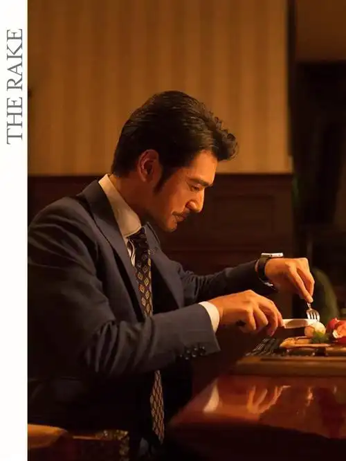 金城武泡面大法好片中西装look也不错