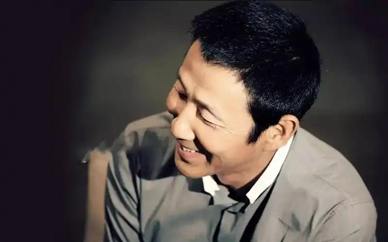 陈道明:世人多媚骨,唯有君如故!