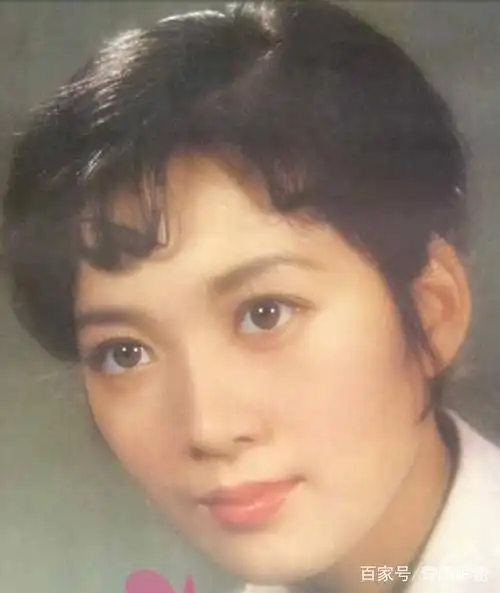 龚雪,原上影厂演员,虽然她只演了几年的戏就退出了演艺圈,但是犹如