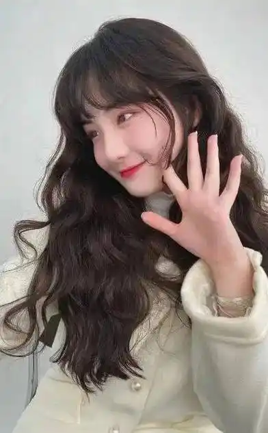 90%的少女烫了都直夸好看这些卷发真的绝绝子冬天就该披着暖洋洋的