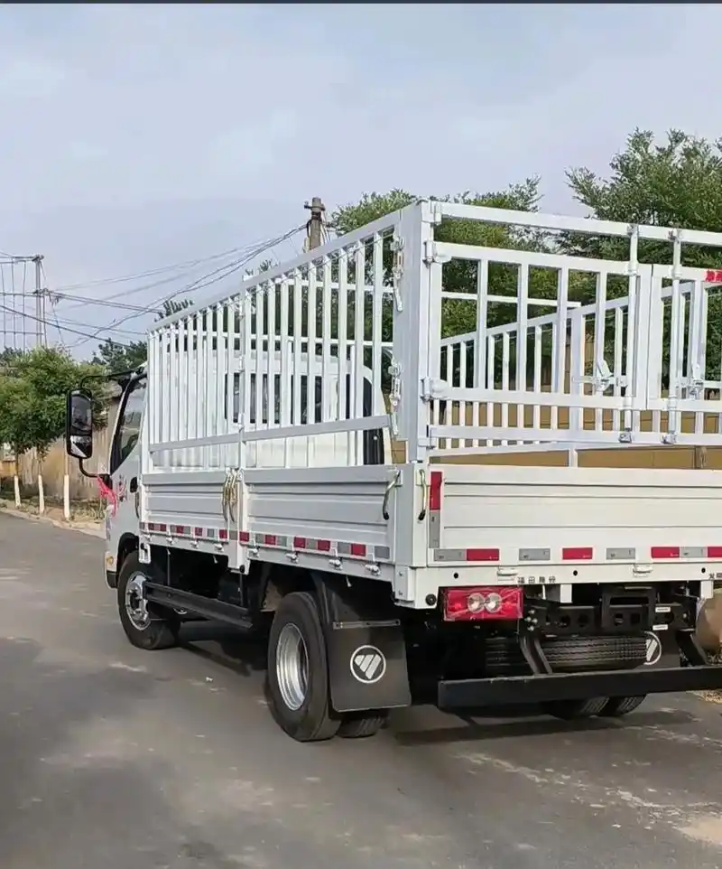 各种长度平板货车加装折叠内高栏!内高栏!不超高,不改形,合法合规!