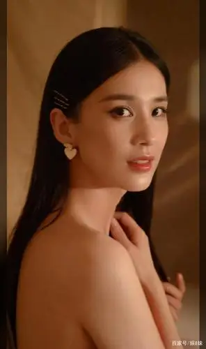 今日图集分享:黄圣依