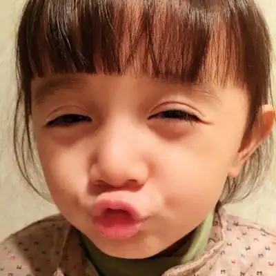 萌娃嘟嘴头像