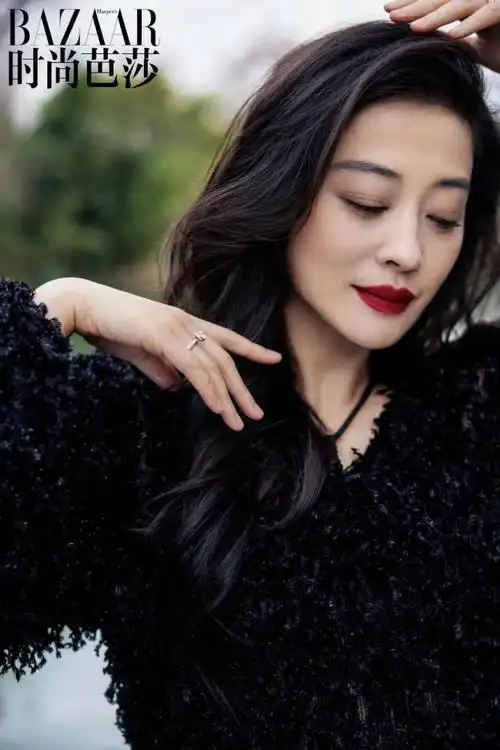 40岁后的梅婷正在黑化