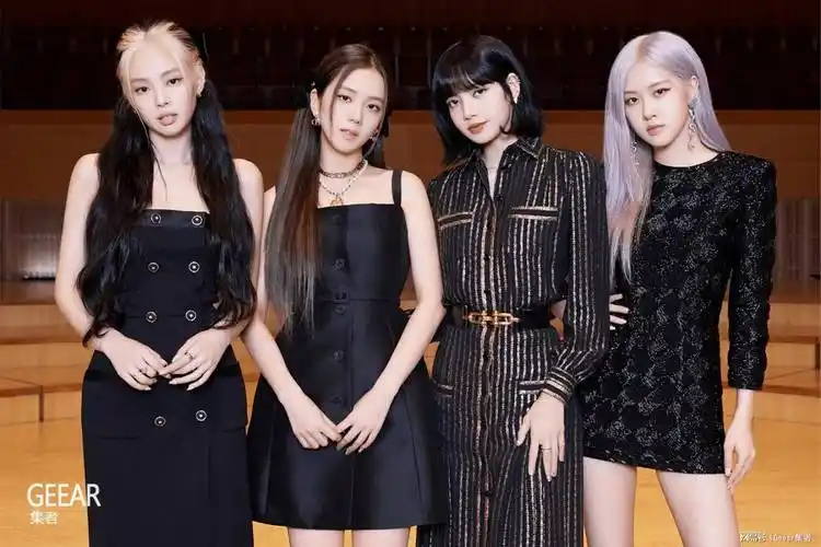 blackpink全员代表4大品牌出战巴黎时装周!-幽兰花香