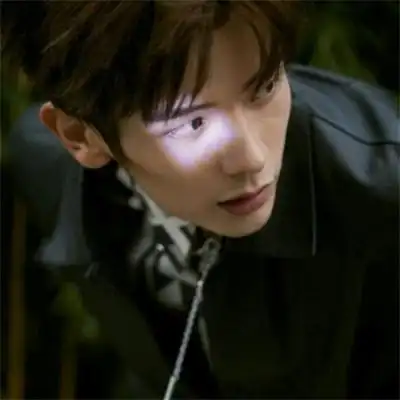 个性头像男生霸气冷酷高清超帅气男生真人高冷微信头像大全