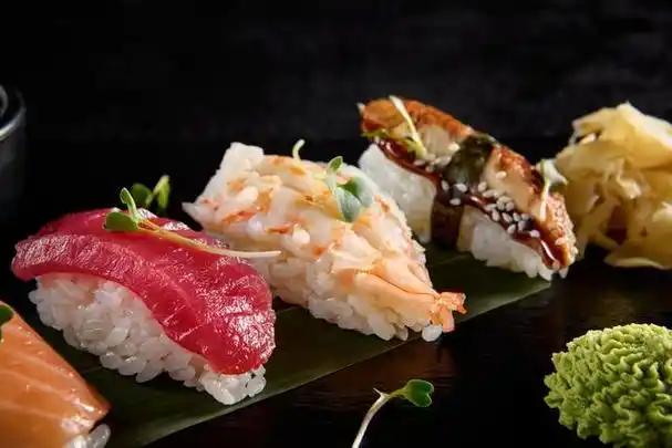 寿司的做法#寿司是一种源自日本的美食,它以新鲜的生鱼片和醋味的