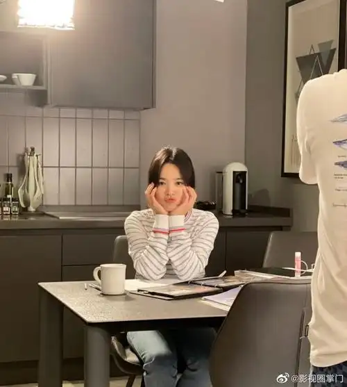 宋慧乔insstory公开新剧theglory12集剧本