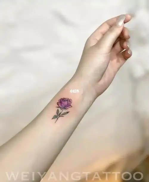 玫瑰纹身 | 手腕纹身 | 小清新纹身