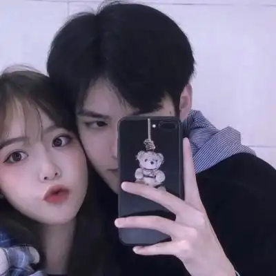 情侣秀恩爱撒狗粮图片头像 高清超甜男女撒狗粮的照片头像