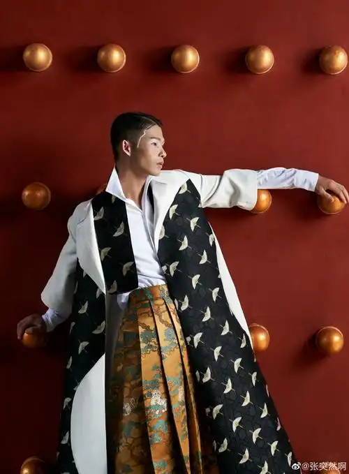 张突然啊的微博微博