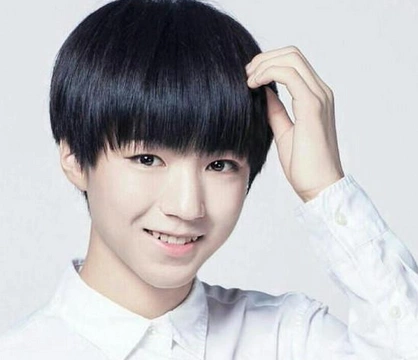 王俊凯发型变化,看来发型对一个人真的很重要